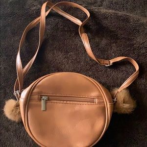 an over the shoulder purse ☺️